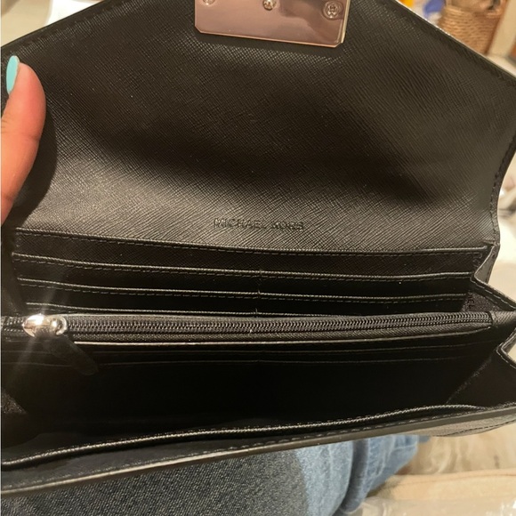 Michael Kors Black Leather Envelope Wallet with Silver Turn-Lock - Picture 6 of 7